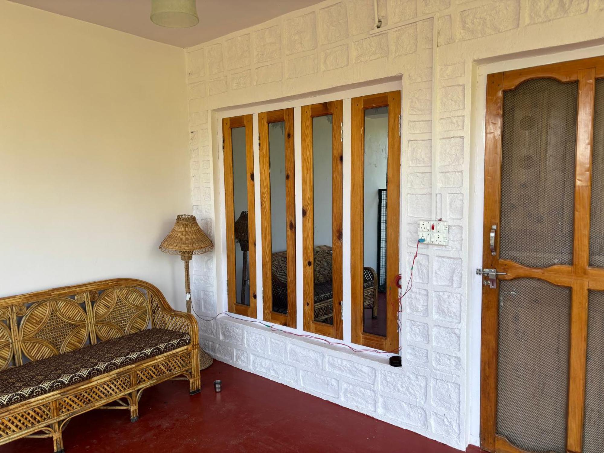 Brook Cottage Champawat Eksteriør billede