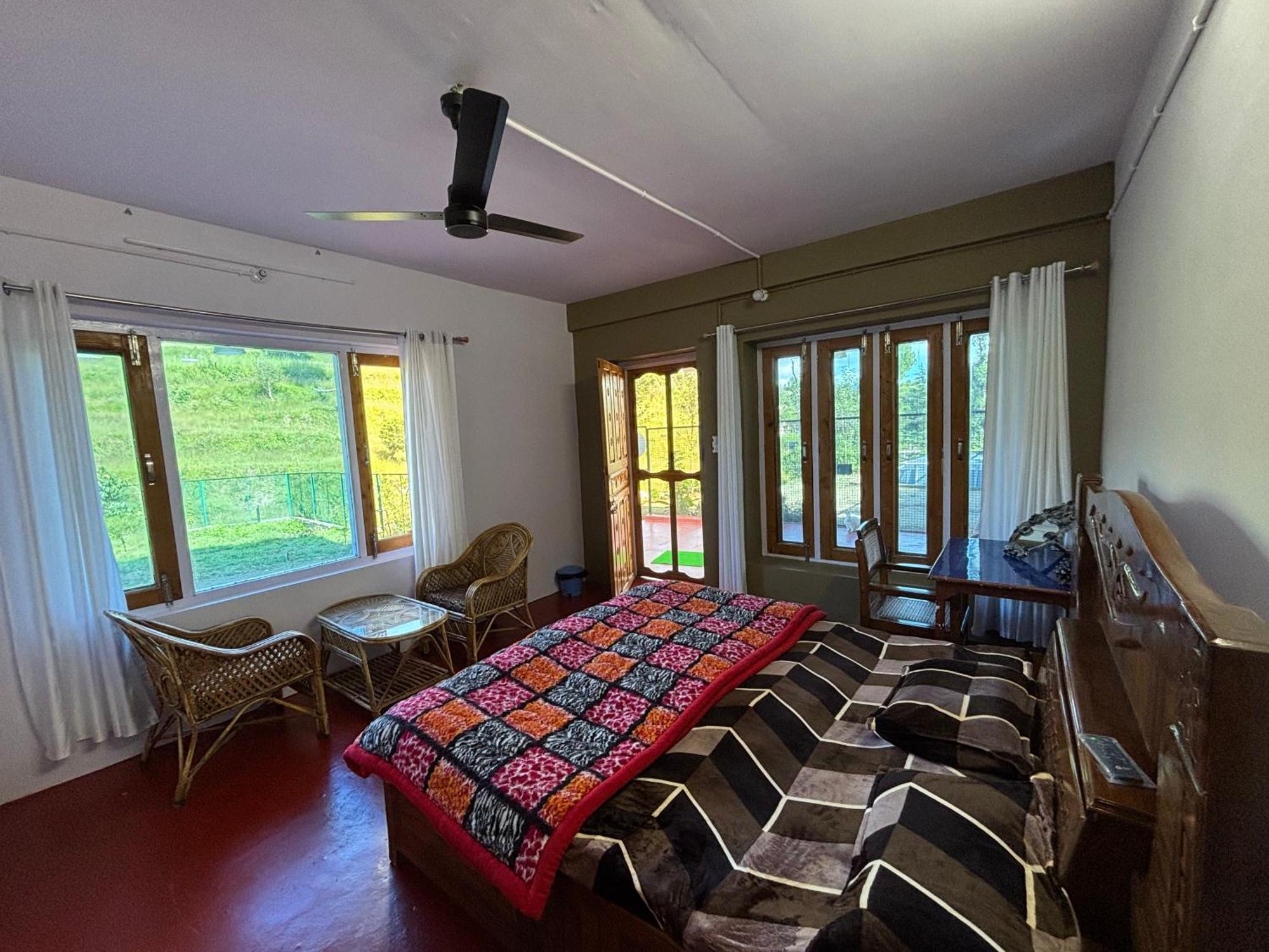 Brook Cottage Champawat Eksteriør billede